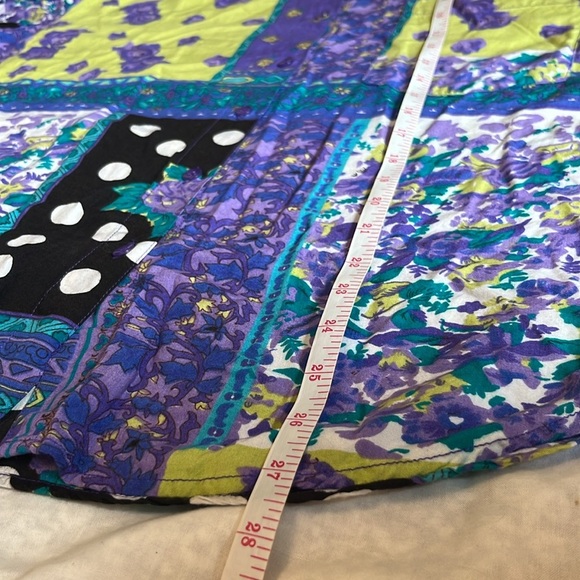 Vintage Take Away Printed Short Sleeve Button Down Blouse - Picture 9 of 10